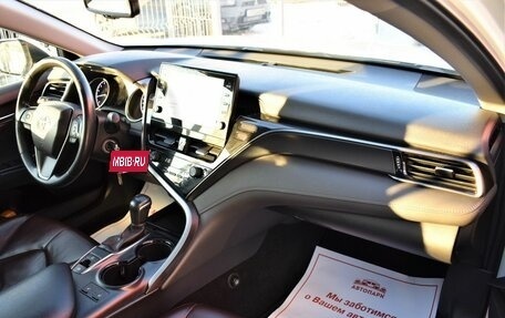 Toyota Camry, 2022 год, 3 499 000 рублей, 15 фотография