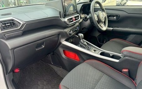 Toyota Raize I, 2022 год, 1 235 000 рублей, 10 фотография