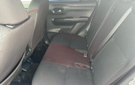 Toyota Raize I, 2022 год, 1 235 000 рублей, 12 фотография