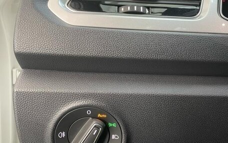 Volkswagen T-Roc I, 2023 год, 2 060 000 рублей, 15 фотография