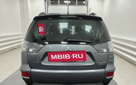 Mitsubishi Outlander III рестайлинг 3, 2012 год, 999 000 рублей, 5 фотография