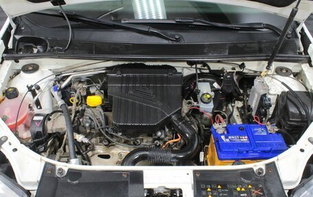 Renault Logan II, 2019 год, 685 000 рублей, 20 фотография