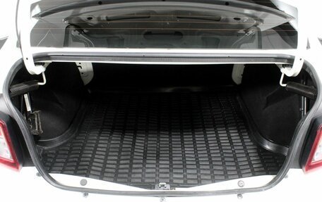 Renault Logan II, 2019 год, 685 000 рублей, 18 фотография