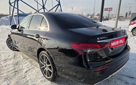 Mercedes-Benz E-Класс, 2021 год, 4 200 000 рублей, 4 фотография