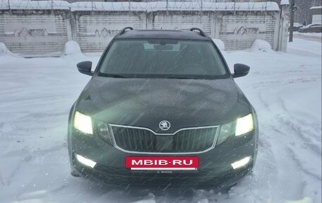 Skoda Octavia, 2017 год, 1 750 000 рублей, 2 фотография