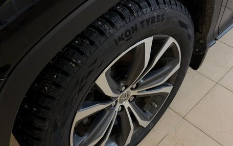 Lexus RX IV рестайлинг, 2017 год, 4 400 000 рублей, 4 фотография