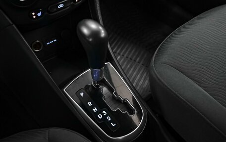 Hyundai Solaris II рестайлинг, 2013 год, 880 000 рублей, 12 фотография