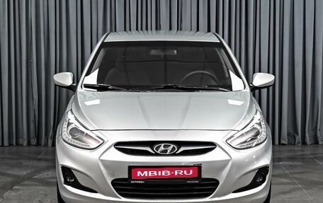Hyundai Solaris II рестайлинг, 2013 год, 880 000 рублей, 3 фотография