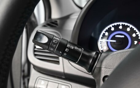 Hyundai Solaris II рестайлинг, 2013 год, 880 000 рублей, 16 фотография