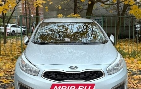 KIA cee'd III, 2016 год, 1 350 000 рублей, 2 фотография