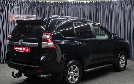 Toyota Land Cruiser Prado 150 рестайлинг 2, 2016 год, 3 498 000 рублей, 5 фотография