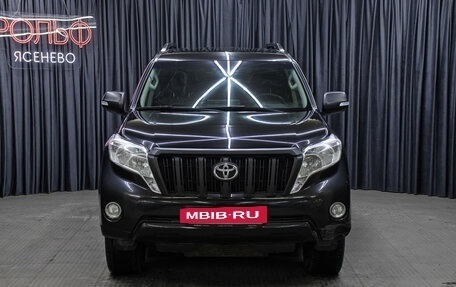 Toyota Land Cruiser Prado 150 рестайлинг 2, 2016 год, 3 498 000 рублей, 2 фотография