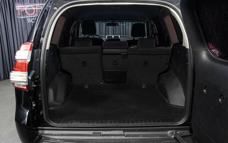 Toyota Land Cruiser Prado 150 рестайлинг 2, 2016 год, 3 498 000 рублей, 10 фотография