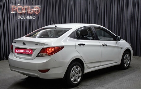 Hyundai Solaris II рестайлинг, 2011 год, 749 000 рублей, 5 фотография