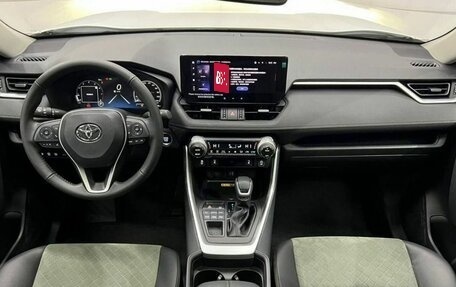 Toyota RAV4, 2025 год, 3 999 000 рублей, 15 фотография