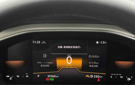 Volkswagen T-Roc I, 2023 год, 1 720 000 рублей, 10 фотография