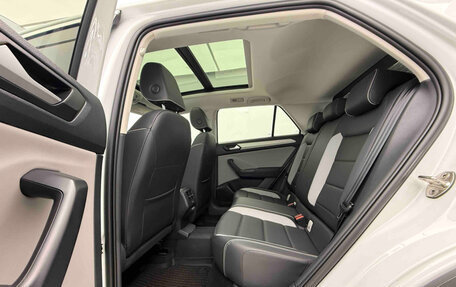 Volkswagen T-Roc I, 2023 год, 1 720 000 рублей, 14 фотография