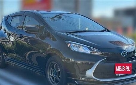 Toyota Aqua, 2022 год, 1 000 000 рублей, 15 фотография