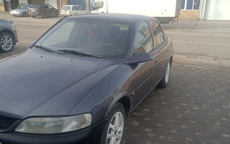 Opel Vectra B рестайлинг, 1996 год, 240 000 рублей, 4 фотография