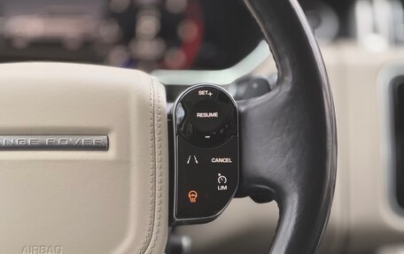 Land Rover Range Rover IV рестайлинг, 2018 год, 6 350 000 рублей, 16 фотография