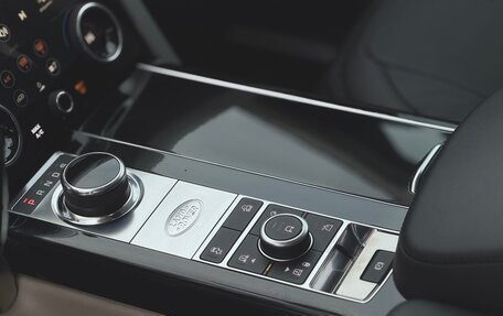 Land Rover Range Rover IV рестайлинг, 2018 год, 6 350 000 рублей, 29 фотография