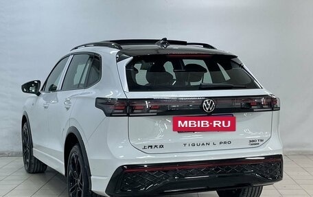 Volkswagen Tiguan, 2025 год, 4 920 000 рублей, 6 фотография