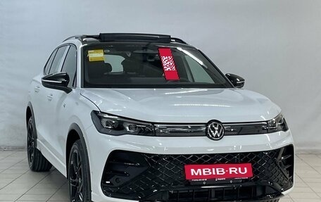 Volkswagen Tiguan, 2025 год, 4 920 000 рублей, 2 фотография