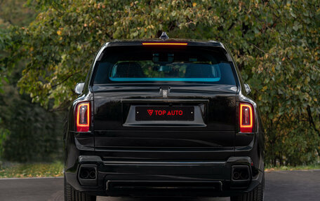 Rolls-Royce Cullinan, 2025 год, 72 000 000 рублей, 4 фотография