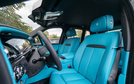 Rolls-Royce Cullinan, 2025 год, 72 000 000 рублей, 34 фотография