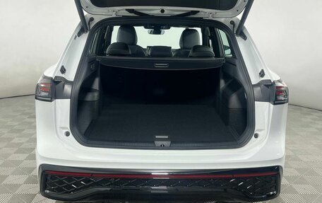 Volkswagen Tiguan, 2025 год, 4 979 000 рублей, 8 фотография