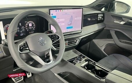 Volkswagen Tiguan, 2025 год, 4 979 000 рублей, 12 фотография