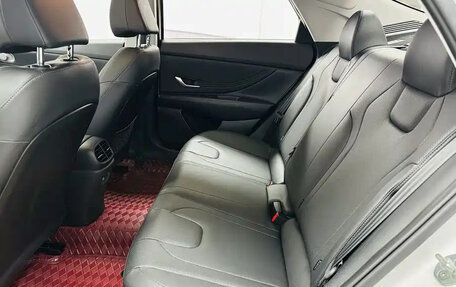 Hyundai Elantra, 2023 год, 1 420 911 рублей, 11 фотография