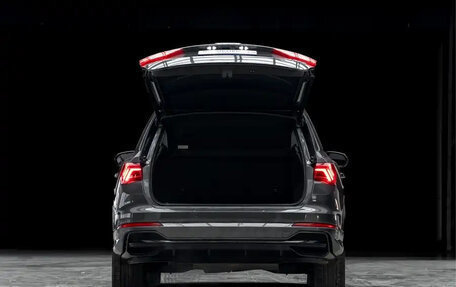 Audi Q3, 2023 год, 2 200 000 рублей, 11 фотография