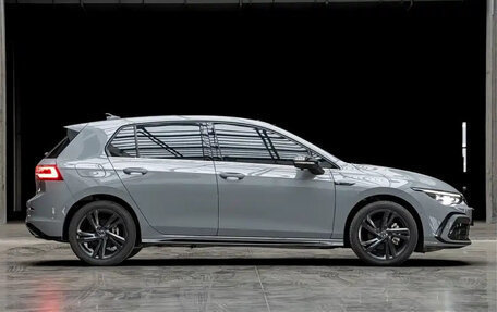 Volkswagen Golf VIII, 2023 год, 1 650 000 рублей, 4 фотография