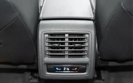 Volkswagen Golf VIII, 2023 год, 1 650 000 рублей, 15 фотография