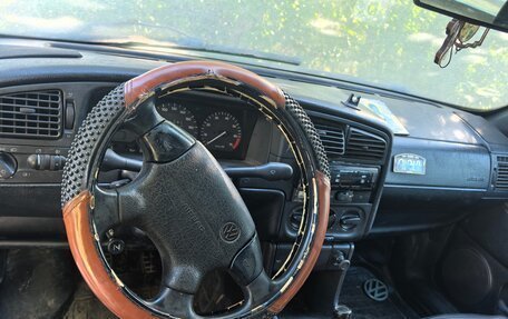 Volkswagen Passat B4, 1995 год, 135 000 рублей, 4 фотография