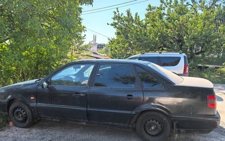 Volkswagen Passat B4, 1995 год, 135 000 рублей, 3 фотография