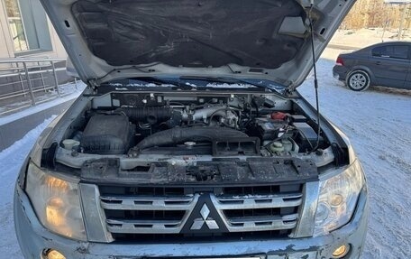 Mitsubishi Pajero IV, 2014 год, 1 800 000 рублей, 33 фотография