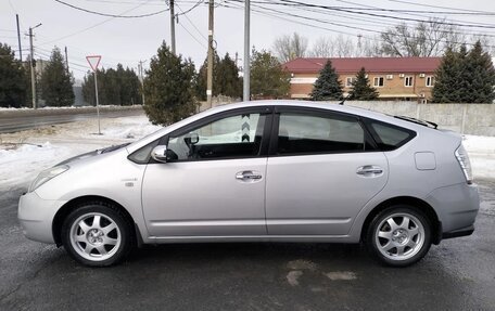 Toyota Prius, 2009 год, 1 050 000 рублей, 6 фотография