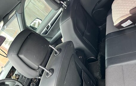 Mercedes-Benz C-Класс, 2011 год, 1 100 000 рублей, 9 фотография