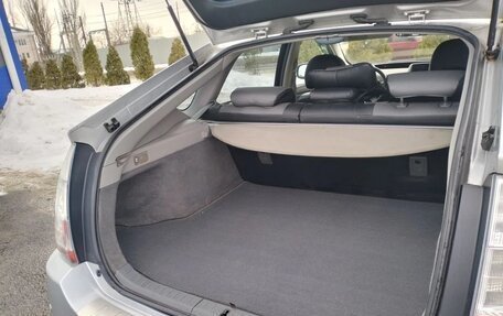 Toyota Prius, 2009 год, 1 050 000 рублей, 10 фотография