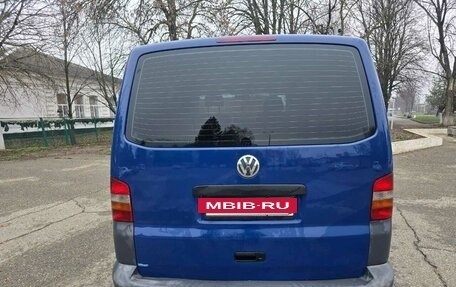 Volkswagen Transporter T5 рестайлинг, 2006 год, 870 000 рублей, 4 фотография