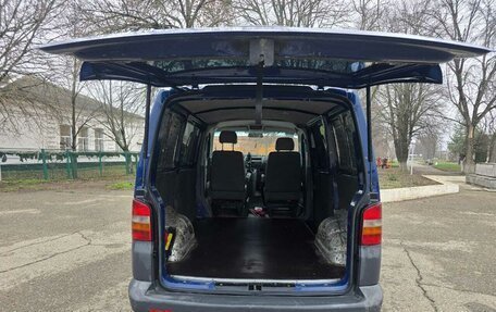 Volkswagen Transporter T5 рестайлинг, 2006 год, 870 000 рублей, 17 фотография