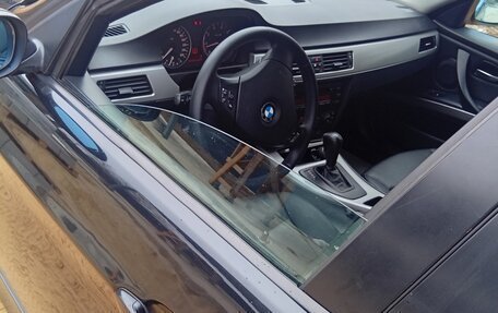 BMW 3 серия, 2006 год, 600 000 рублей, 3 фотография