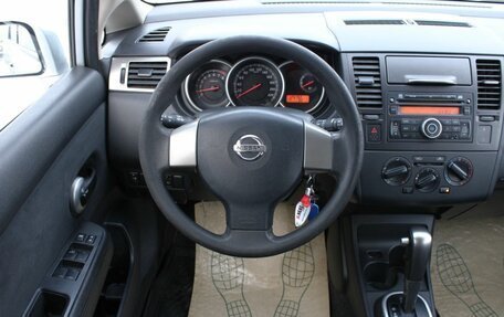 Nissan Tiida, 2011 год, 827 000 рублей, 17 фотография