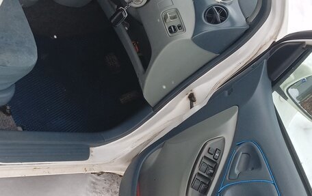 Toyota Vitz, 2000 год, 310 000 рублей, 6 фотография