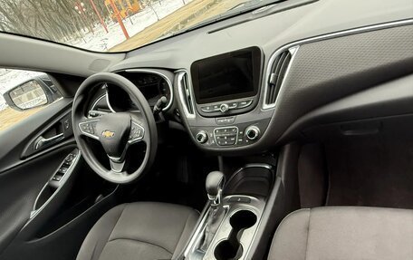 Chevrolet Malibu IX, 2020 год, 1 900 000 рублей, 23 фотография