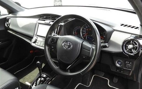 Toyota Corolla, 2018 год, 1 360 000 рублей, 10 фотография