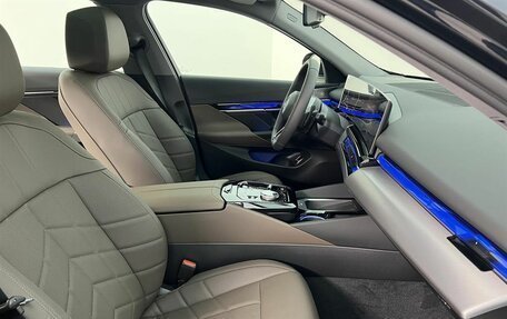 BMW 5 серия, 2025 год, 8 610 000 рублей, 11 фотография