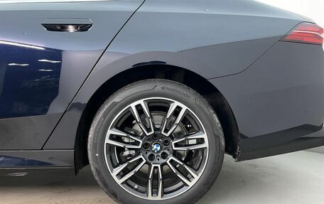 BMW 5 серия, 2025 год, 8 610 000 рублей, 14 фотография